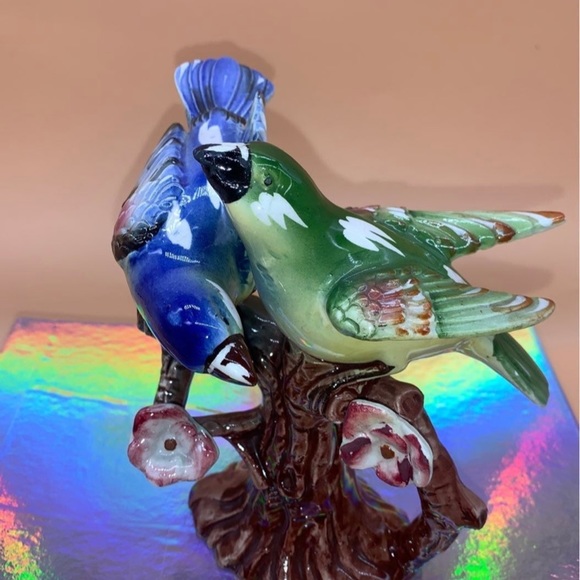 6" THAMES JAPAN colorful HAND PAINTED BIRDS FIGURINE - Picture 2 of 11